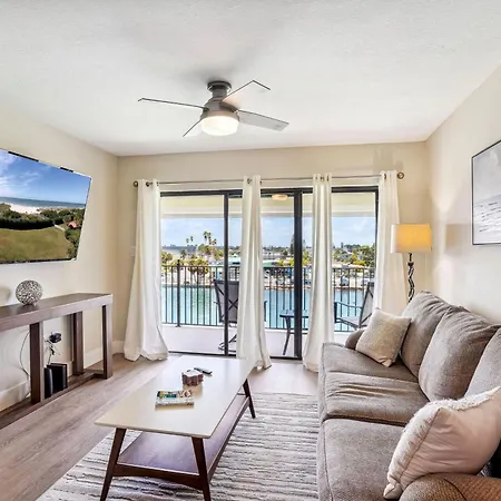 Villa Land'S End 4-404 Bay Front - Premier